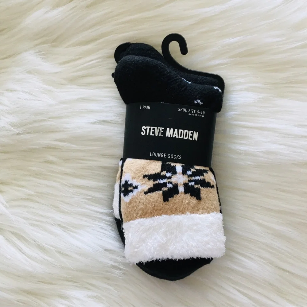 NWT Steve Madden Soft Warm Women’s Cabin Socks